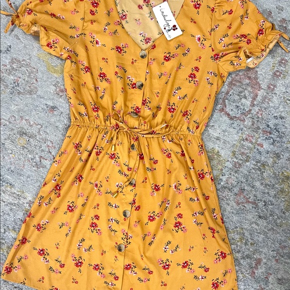 New with tags! Floral fall dress - Picture 2 of 2